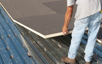 benefits of insulating Pitpointie flat roofing